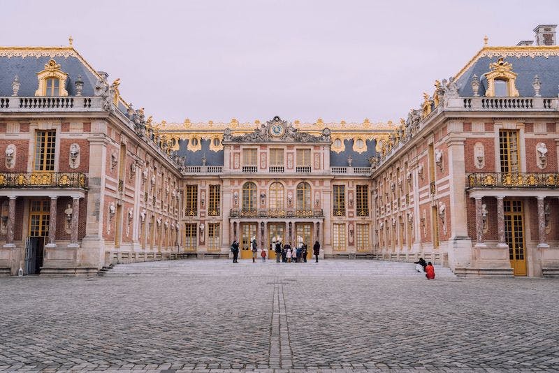 versailles palace view from courtyard